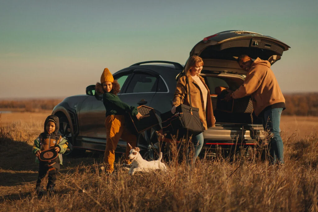 Jeep Grand Cherokee organizer for road trip