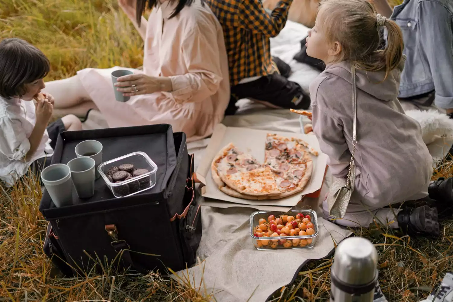 vintage style picnic blanket